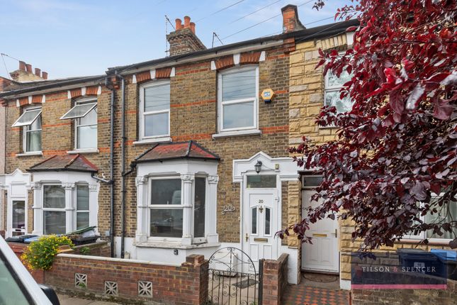 3 bed property, in Alpha Road, £415,000