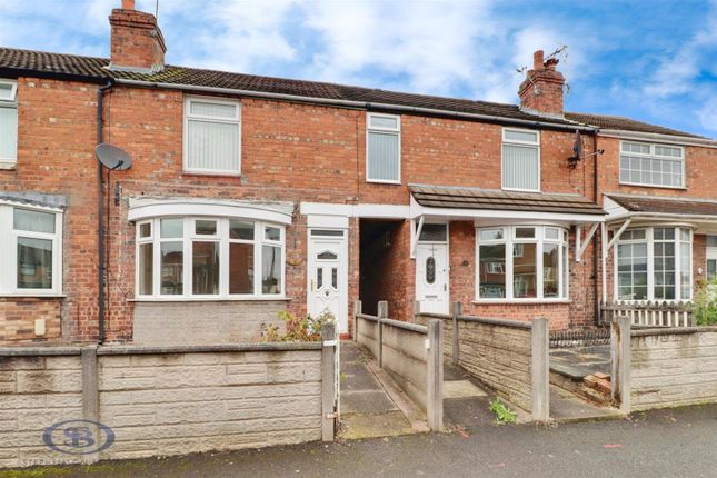 2 bed property, in Stoneley Avenue, £96,000