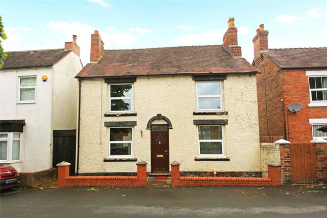 3 bed property, in Chapel Street, £200,000