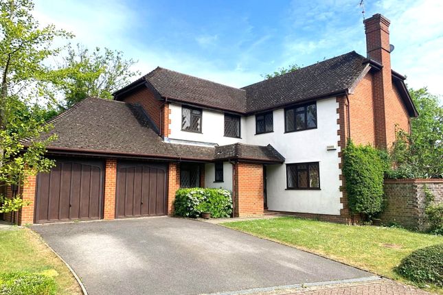 5 bed property, in Winchester Grove, £1,485,000