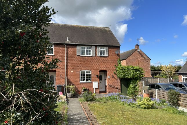 3 bed property, in Main Street, £270,000