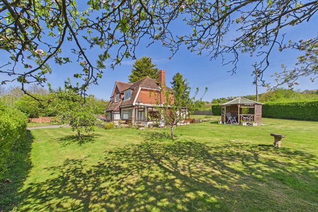 3 bed property, in Foundry Lane, £900,000