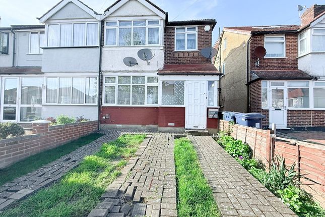 3 bed property, in Jubilee Road, £550,000