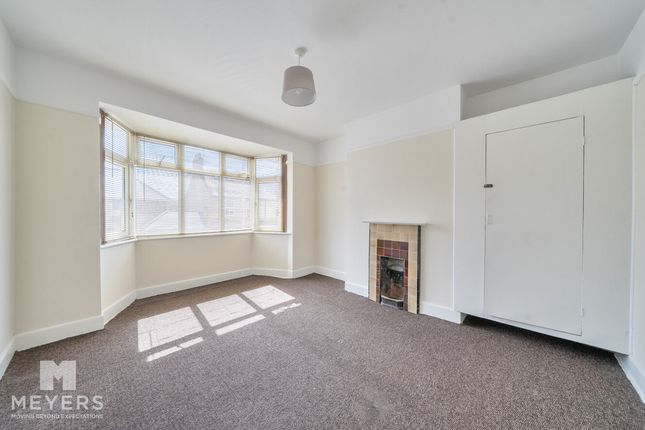 3 bed property, in Olga Road, £230,000