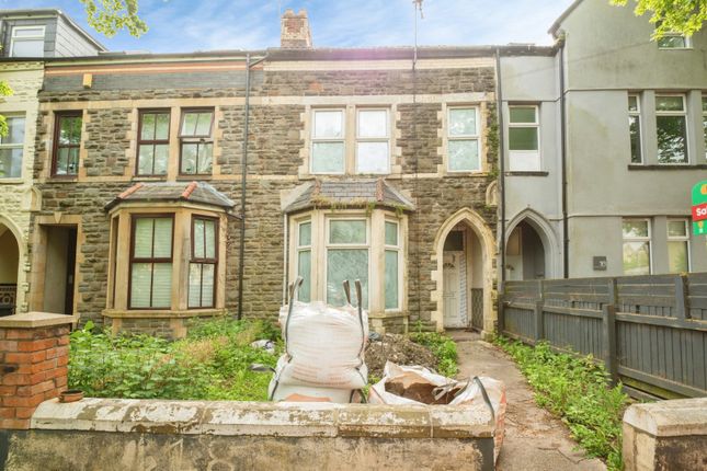 4 bed property, in Stacey Road, £190,000