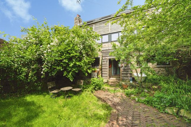 3 bed property, in Bow Lane, £430,000