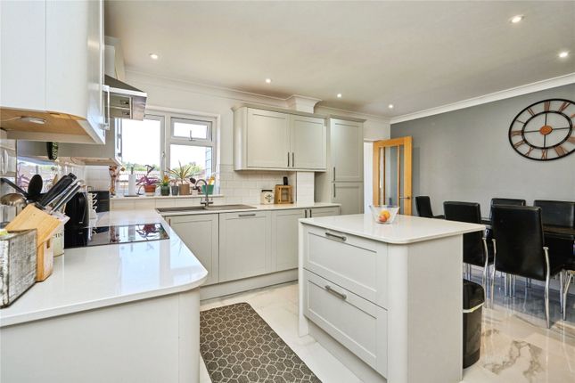 3 bed property, in Purdy Road, £300,000