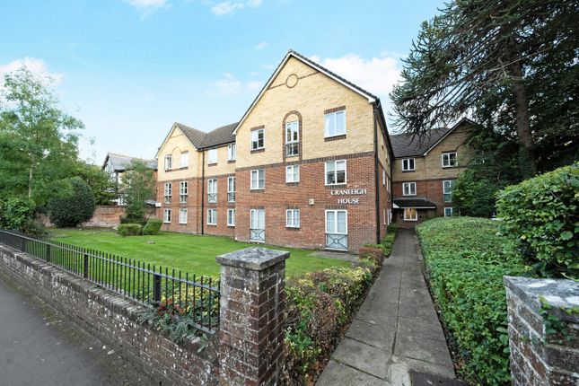 1 bed property, in Westwood Road, £150,000