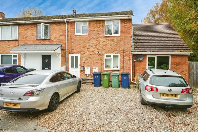 2 bed property, in Alice Smith Square, £170,000