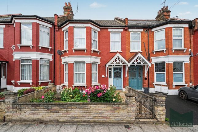 3 bed property, in Belsize Avenue, £650,000