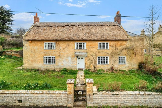 7 bed property, in Higher Street, £950,000