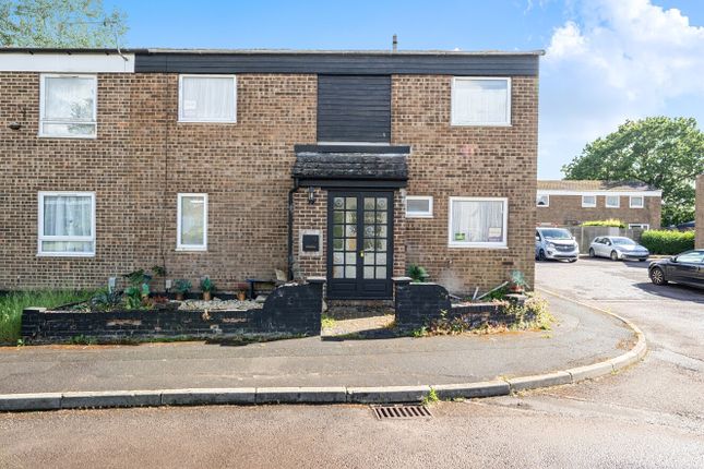 3 bed property, in Kennedy Drive, £220,000