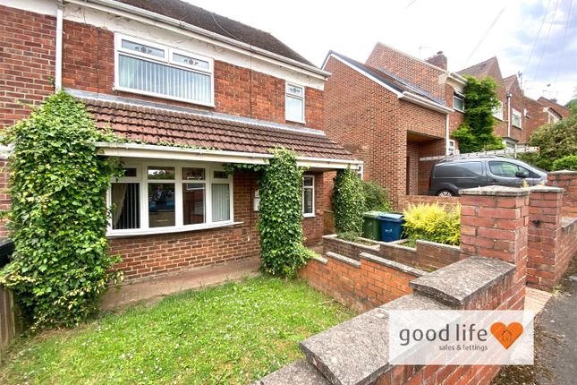2 bed property, in Esdale, £120,000