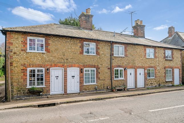 2 bed property, in Titsey Road, £375,000