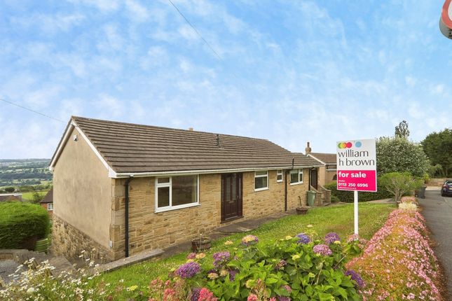 3 bed property, in Henley Close, £425,000