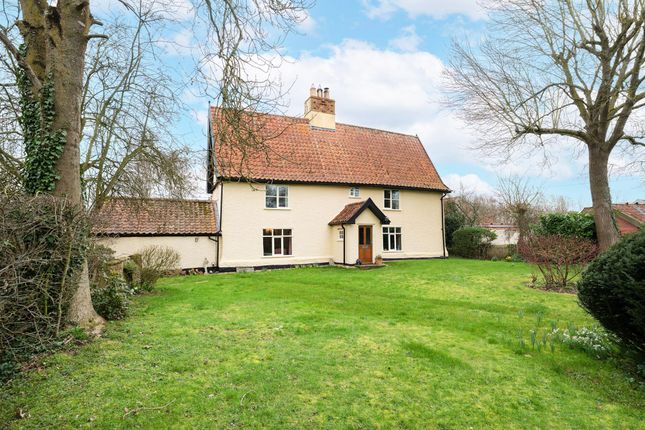 5 bed property, in The Street, £850,000