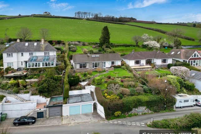 2 bed property, in Teign View Road, £475,000