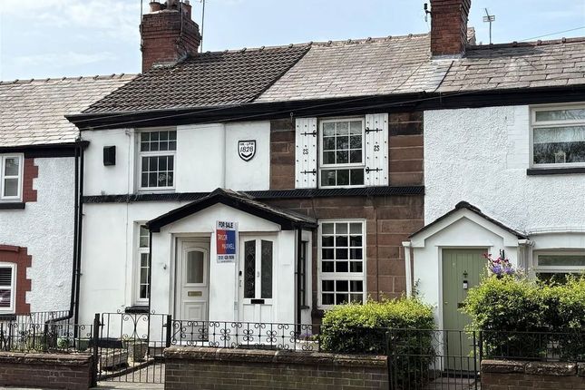 2 bed property, in Warrington Road, £130,000