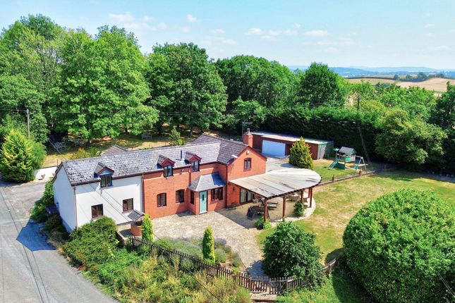 3 bed property, in Yarkhill, £600,000