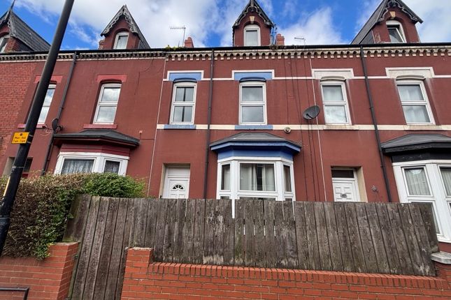 4 bed property, in 51 York Road, £35,000