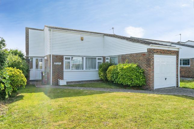 2 bed property, in Durham Close, £350,000