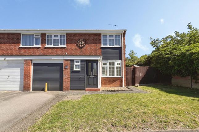 3 bed property, in Bradshaw Avenue, £250,000