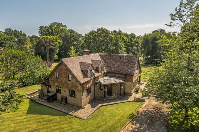 4 bed property, in Kings Drive, £1,300,000