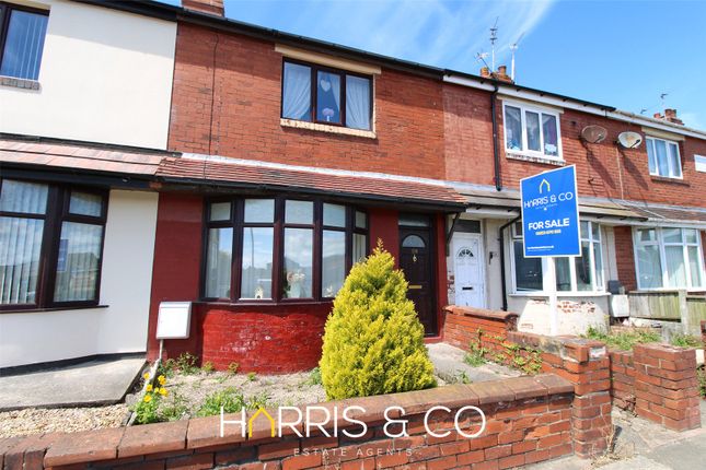 3 bed property, in Radcliffe Road, £75,000