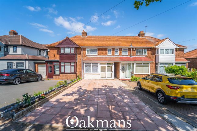 3 bed property, in Groveley Lane, £240,000