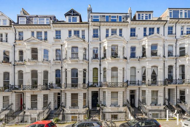 1 bed property, in St. Michaels Place, £315,000