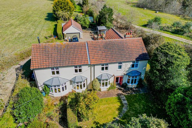 5 bed property, in Crown Lane North, £950,000