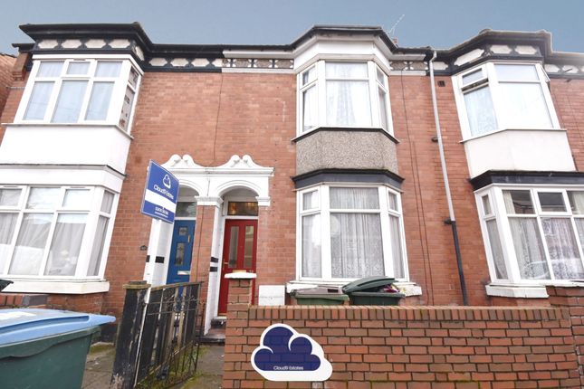 4 bed property, in Grafton Street, £250,000