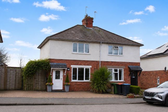 3 bed property, in Stanton Avenue, £300,000