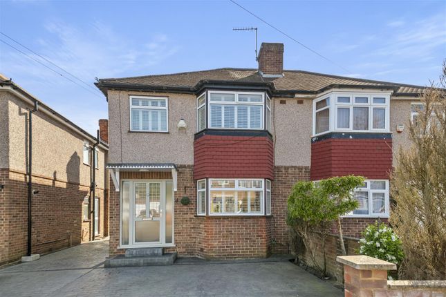 3 bed property, in Middleton Road, £563,000