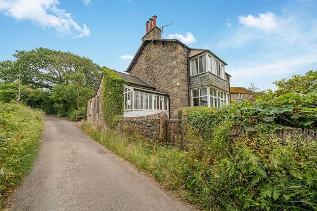 3 bed property, in Frostrow Lane, £475,000