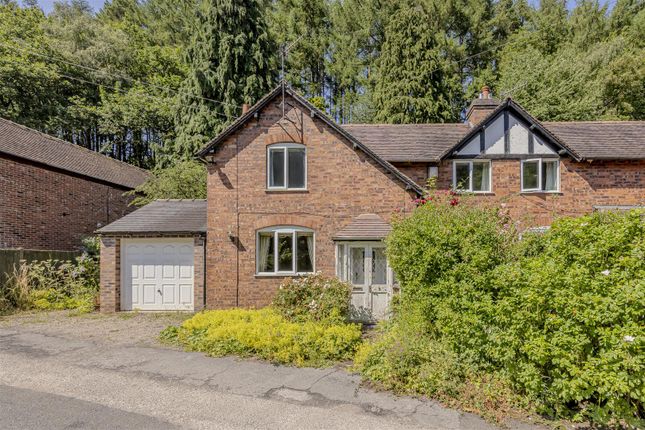 3 bed property, in Woodside Cottages, £250,000