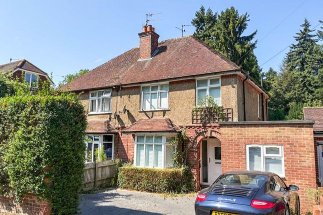 3 bed property, in Hemdean Road, £630,000