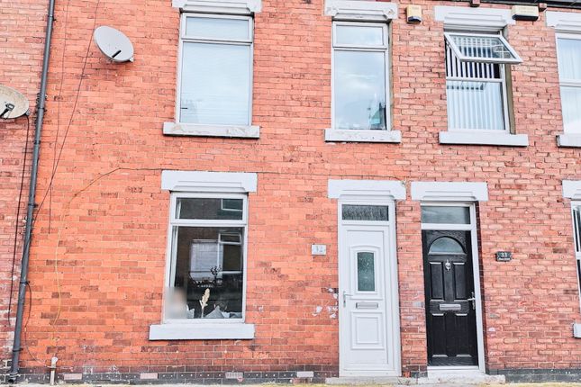 3 bed property, in Short Street, £73,000