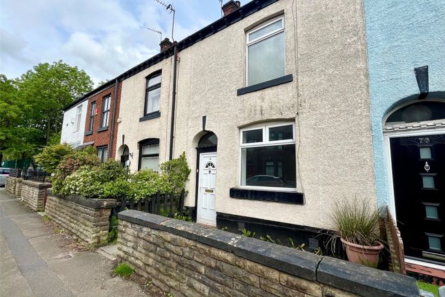 2 bed property, in Queens Park Road, £160,000