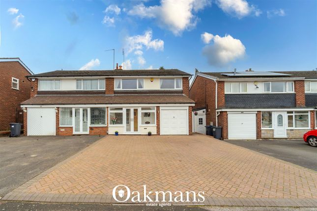 3 bed property, in Arosa Drive, £360,000