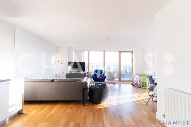 3 bed property, in Wellington Quarte, £549,000