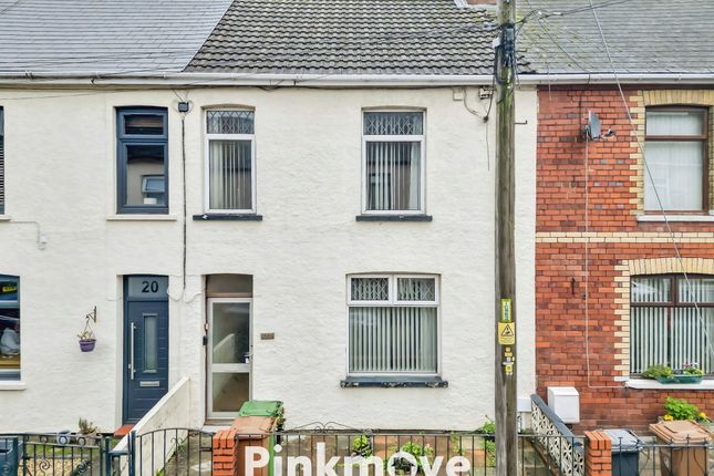 4 bed property, in Trafalgar Street, £120,000