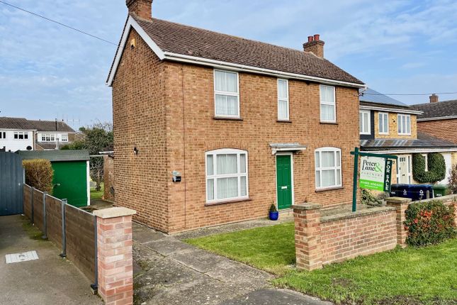 2 bed property, in Mill Hill Road, £375,000
