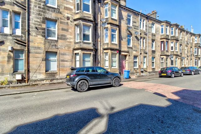 1 bed property, in Williamson Avenue, £85,000