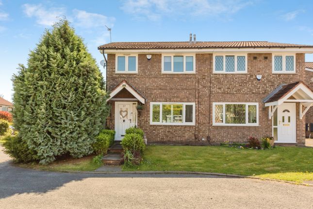 3 bed property, in Mardon Close, £350,000