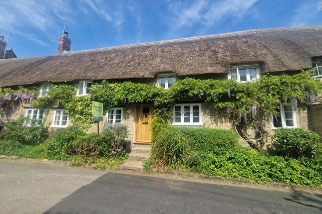 3 bed property, in Buntham Cottages, £325,000