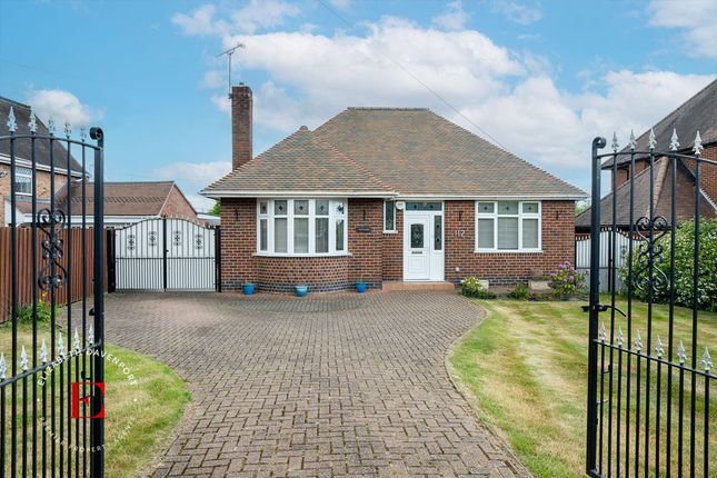 3 bed property, in Vicarage Lane, £390,000