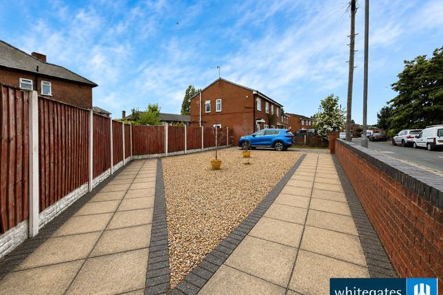 3 bed property, in Pennington Avenue, £200,000