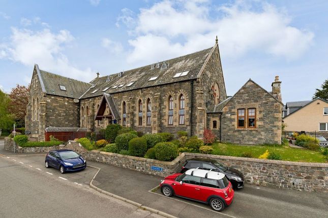 2 bed property, in 10 Craigside, £125,000