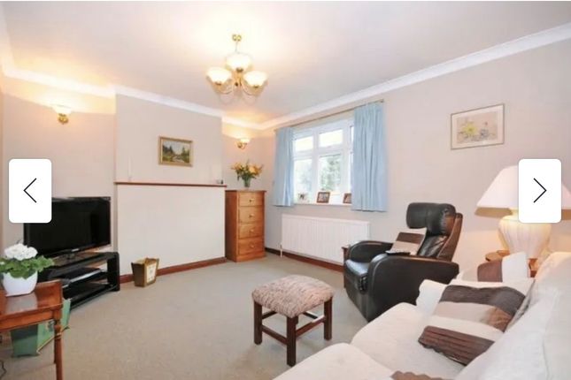 3 bed property, in Hamilton Road, £950,000